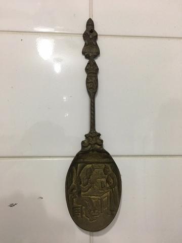 Jogo de talheres decorativos vintage em metal maciço - Foto 4