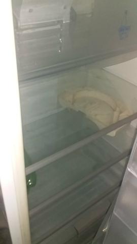 Vendo geladeira continental frost free - Foto 4
