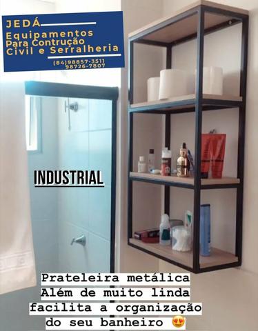 Banquinhos de METALON COM MADEIRA - Foto 4