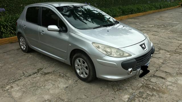Peugeot 307 2006/07 automático com GNV