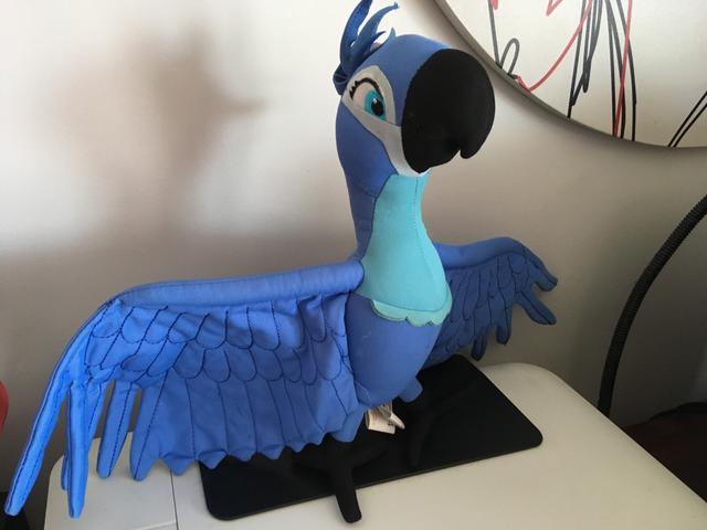 Arara Rio ou boneco olf da Frozen