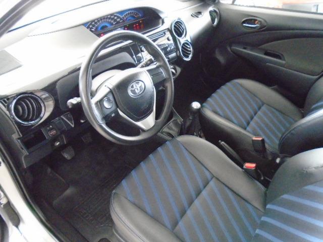Toyota Etios - Foto 6