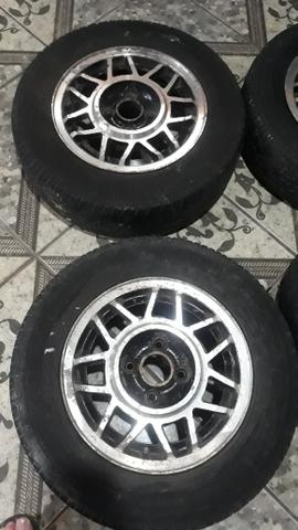 Rodas 13 snowflacke com pneus - Foto 2