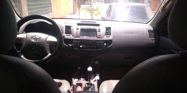 Hillux SRV 4x4 gasolina - Foto 2