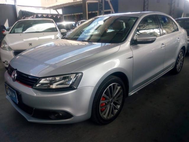 JETTA 2012/2012 2.0 TSI HIGHLINE 200CV GASOLINA 4P TIPTRONIC