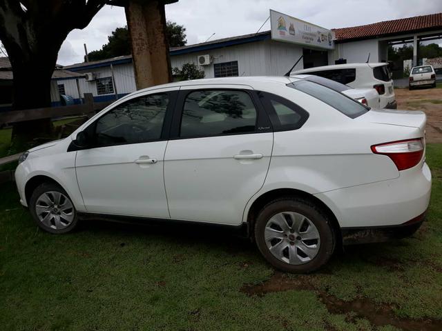 Carro Leia a discrição - Foto 5
