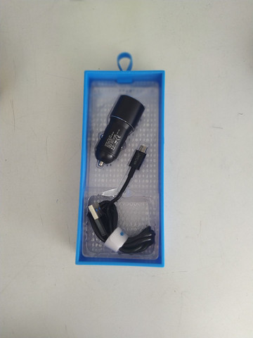 Kit fonte carregador. Veicular C/ 2 entradas USB. Novo. R$ 50,00. 