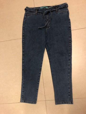 calça jeans tamanho 44