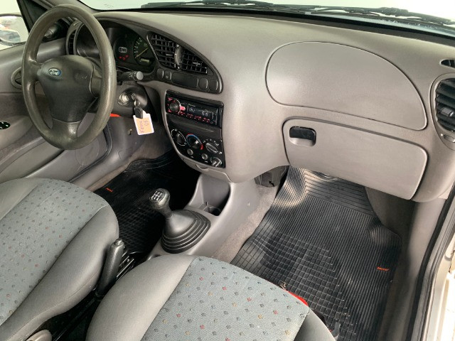 Ford Fiesta Street 1.0 8v 2005, apenas 82.000km, impecável - Foto 7