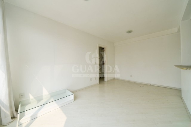 Apartamento para comprar no bairro Menino Deus - Porto Alegre com 1 quarto - Foto 2