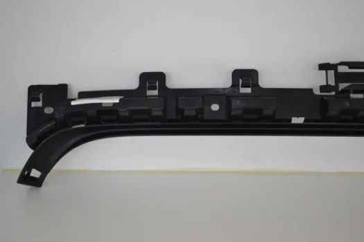 Guia Central Parachoque Traseiro Bmw 325 2008 2009 Original - Foto 3