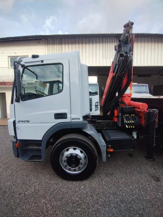 MBENZ ATEGO 2426  MUNCK GUINDASTE MADAL PALFINGER PKB 15 500 - Foto 5