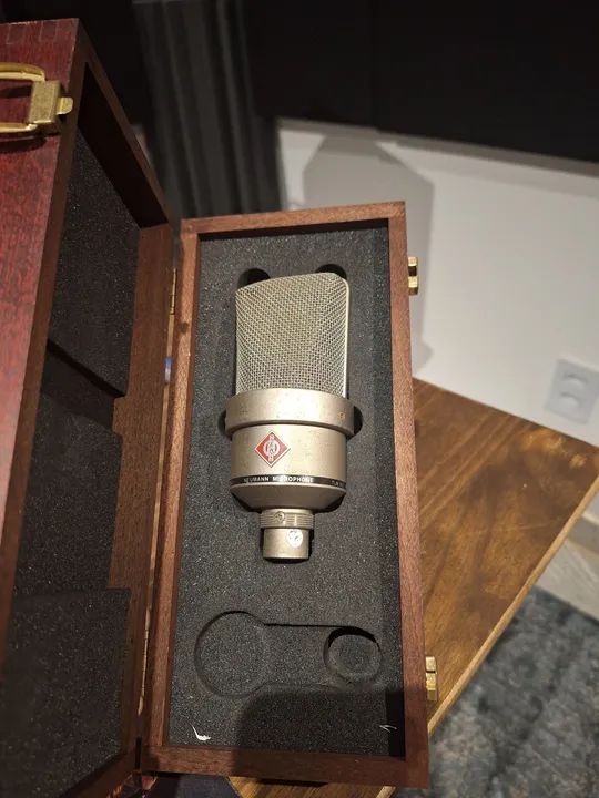 Microfone Neumann TLM103