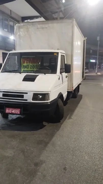 Caminhão Iveco 2002 - Baú - Ótimo estado! - Foto 2