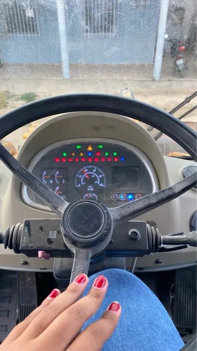 Pá Carregadeira Hyundai  - Foto 3