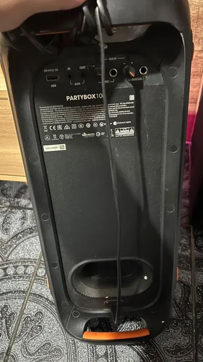 Caixa de Som JBL - Potente e com Iluminação LED - Foto 5