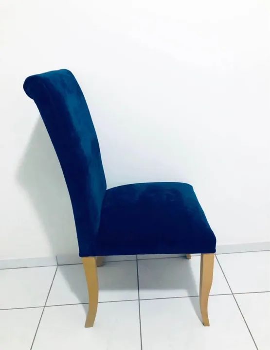 06 Cadeiras estofadas azuis l - perfeitas para sua sala de jantar! - Foto 6