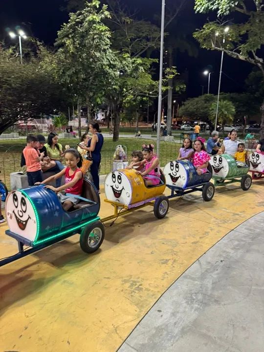 Trenzinho da Felicidade, Alegria da Criançada e um bom negocio. - Foto 3