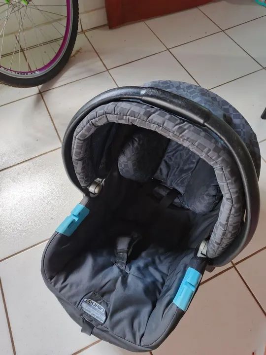 Vende-se bebe conforto