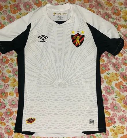 Camisa branca do Sport Recife 22/23, tamanho g, usada. umbro na nuca saiu