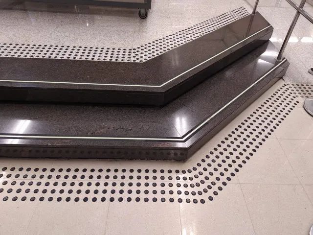 Piso Tátil (Direcional e Alerta) - Foto 3