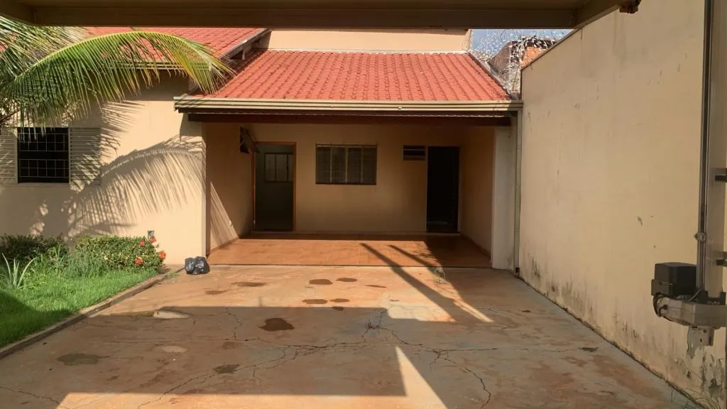 Excelente casa em Jardinopolis | Imobiliária Rosa e Rangel