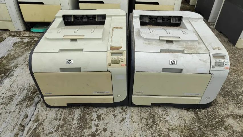 Impressora Laser Color Hp Cp2025dn Cp2025  - Foto 2