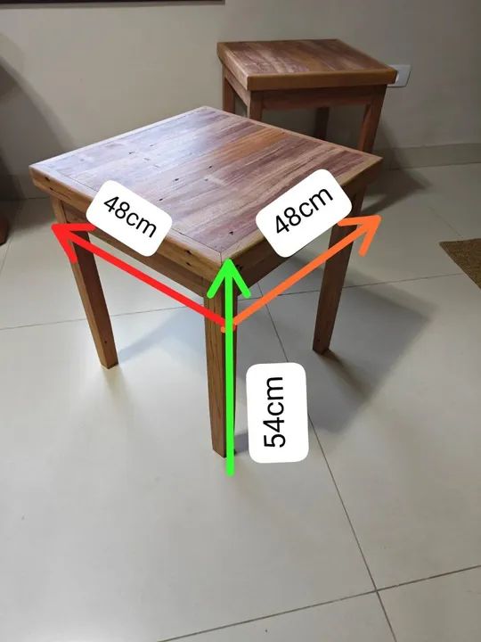Mesa de centro ou canto de madeira (NOVA)
