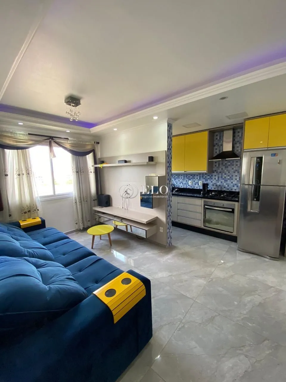 Apartamento MOBILIADO 3 quartos 1 suíte no bairro Humaitá