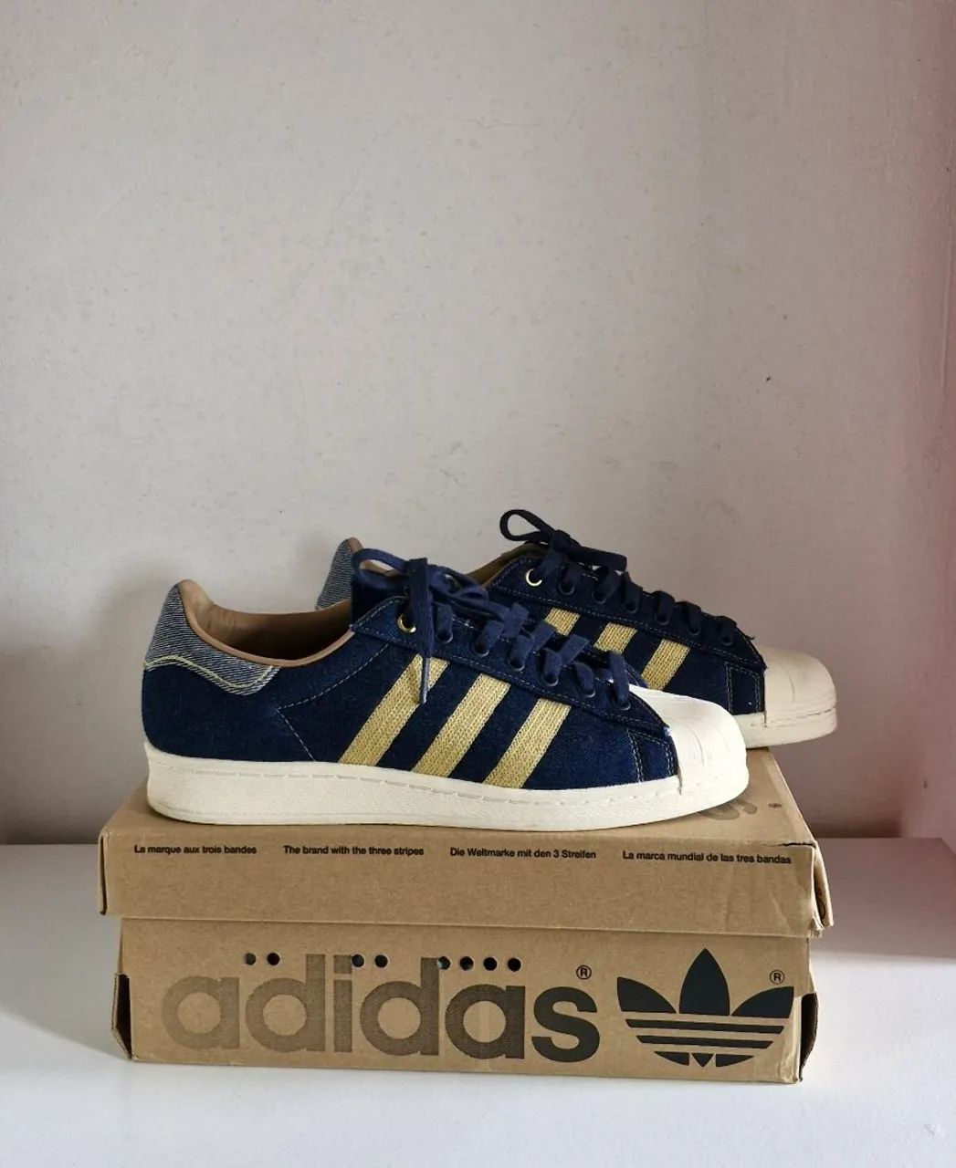 Tênis Adidas Superstar 82