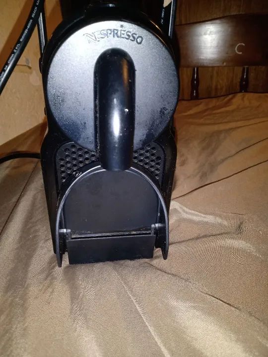 Cafeteira Nespresso Original Usada - Foto 4