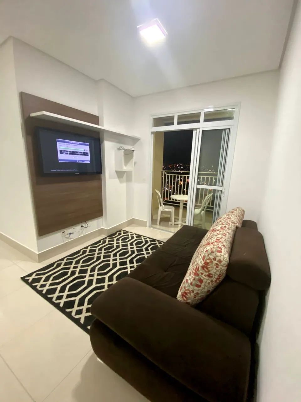 Vendo Apartamento  Jardim Beira Rio tem 82 metros quadrados com 3 quartos sendo uma suíte