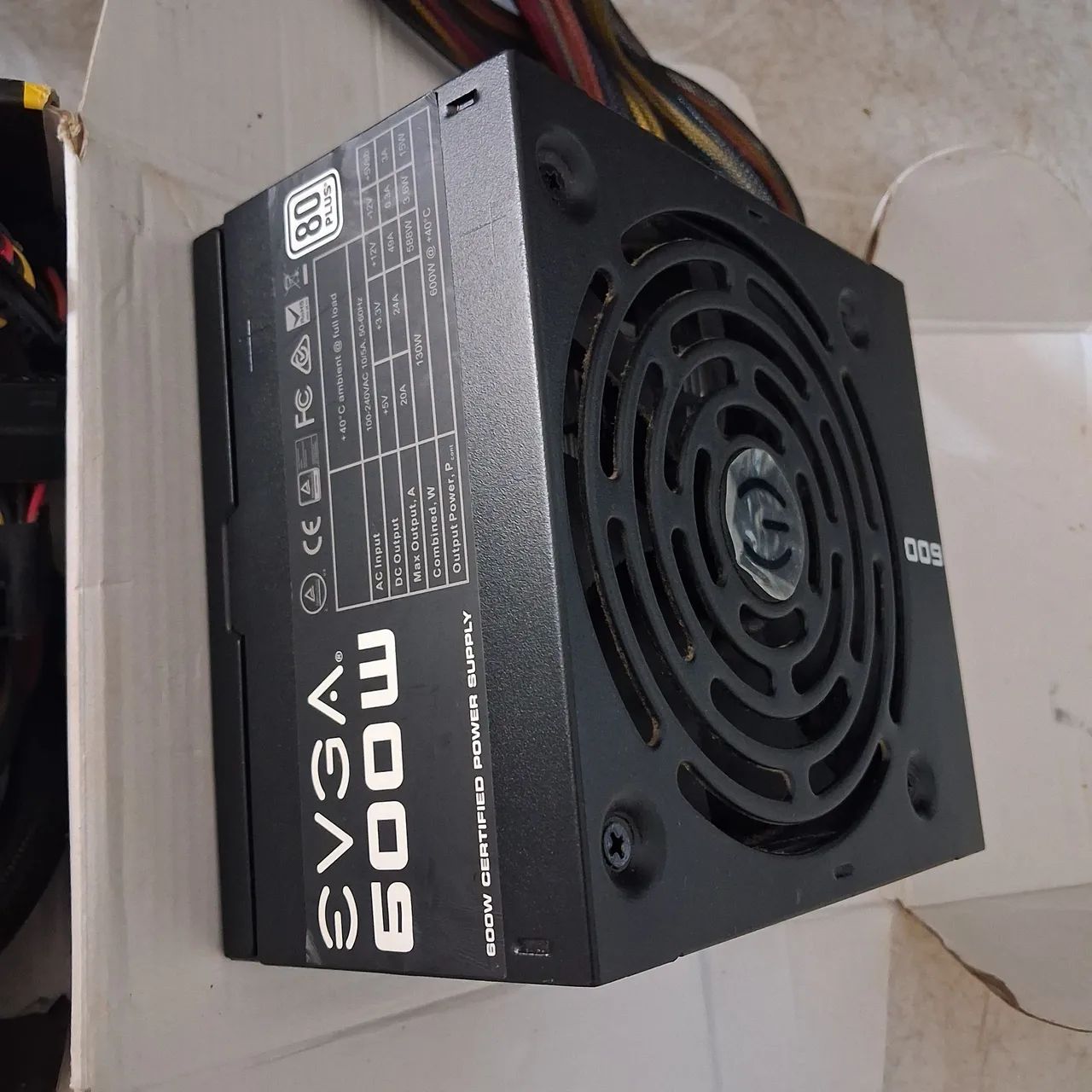 2 Fontes gamer corsai e evga com DEFEITO - Foto 3