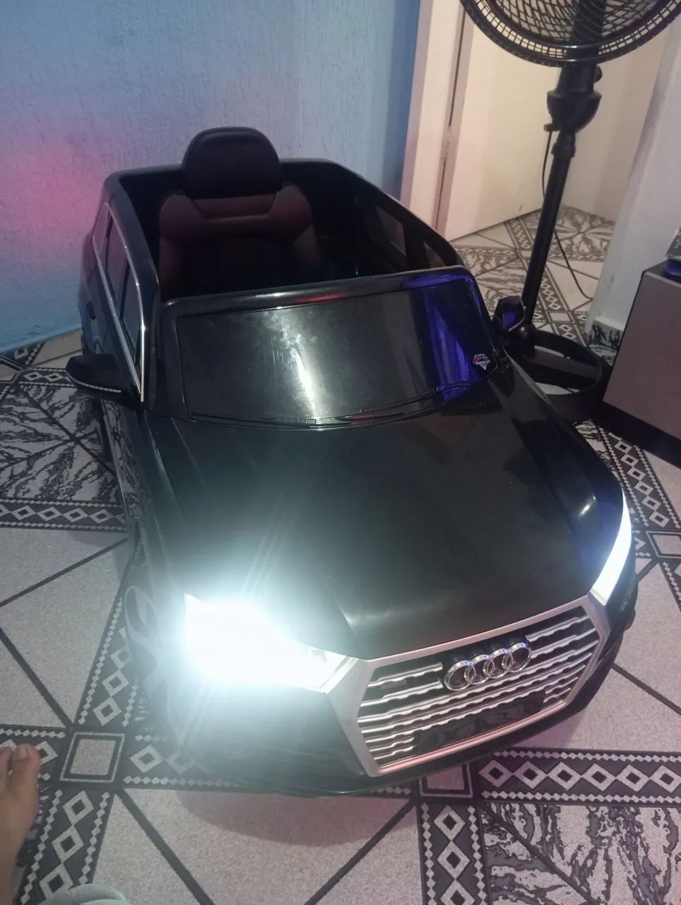 Carrinho elétrico Audi Q7 12v - Foto 5
