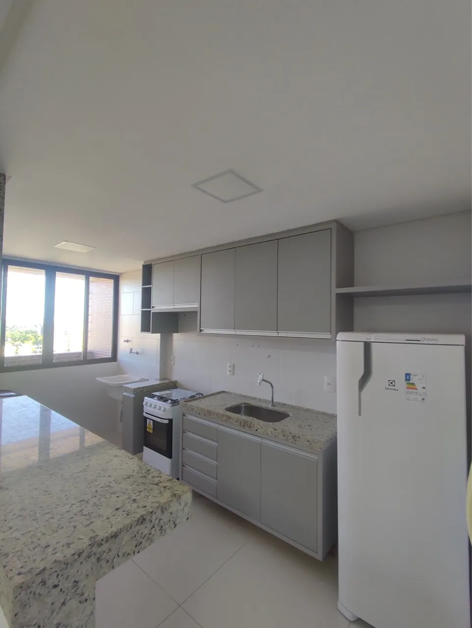 Alx- Apartamento de 1 quarto próximo a Homero