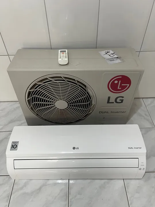 Ar Condicionado (Quente e Frio) LG Split Dual Inverter 9000 BTUs