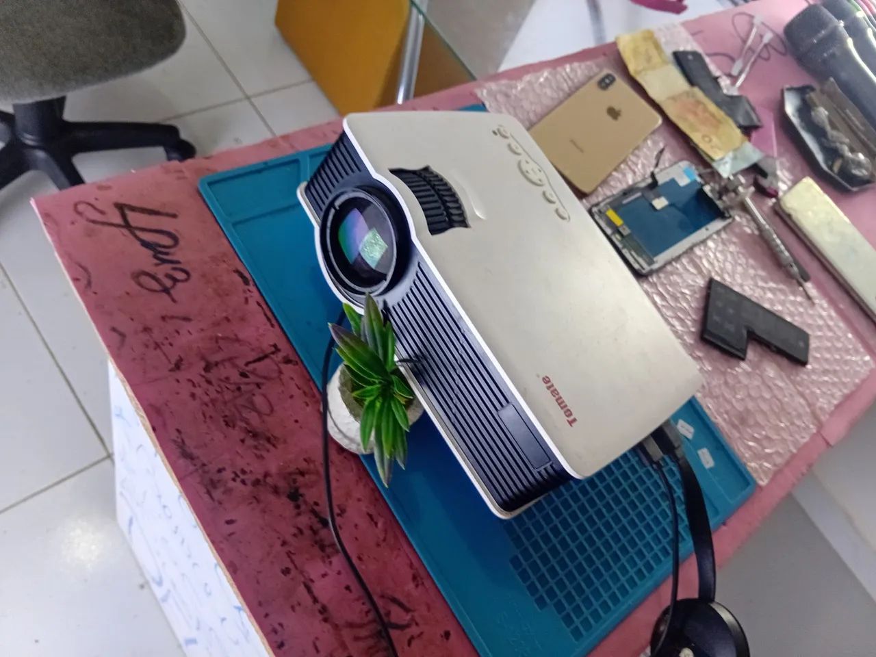 PROJETOR TOMATE COM CROMECAST64396663749378121