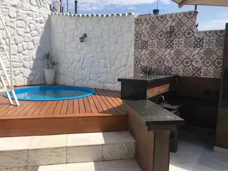 Cobertura para alugar com 3 quartos, 203 m² em Copacabana/RJ