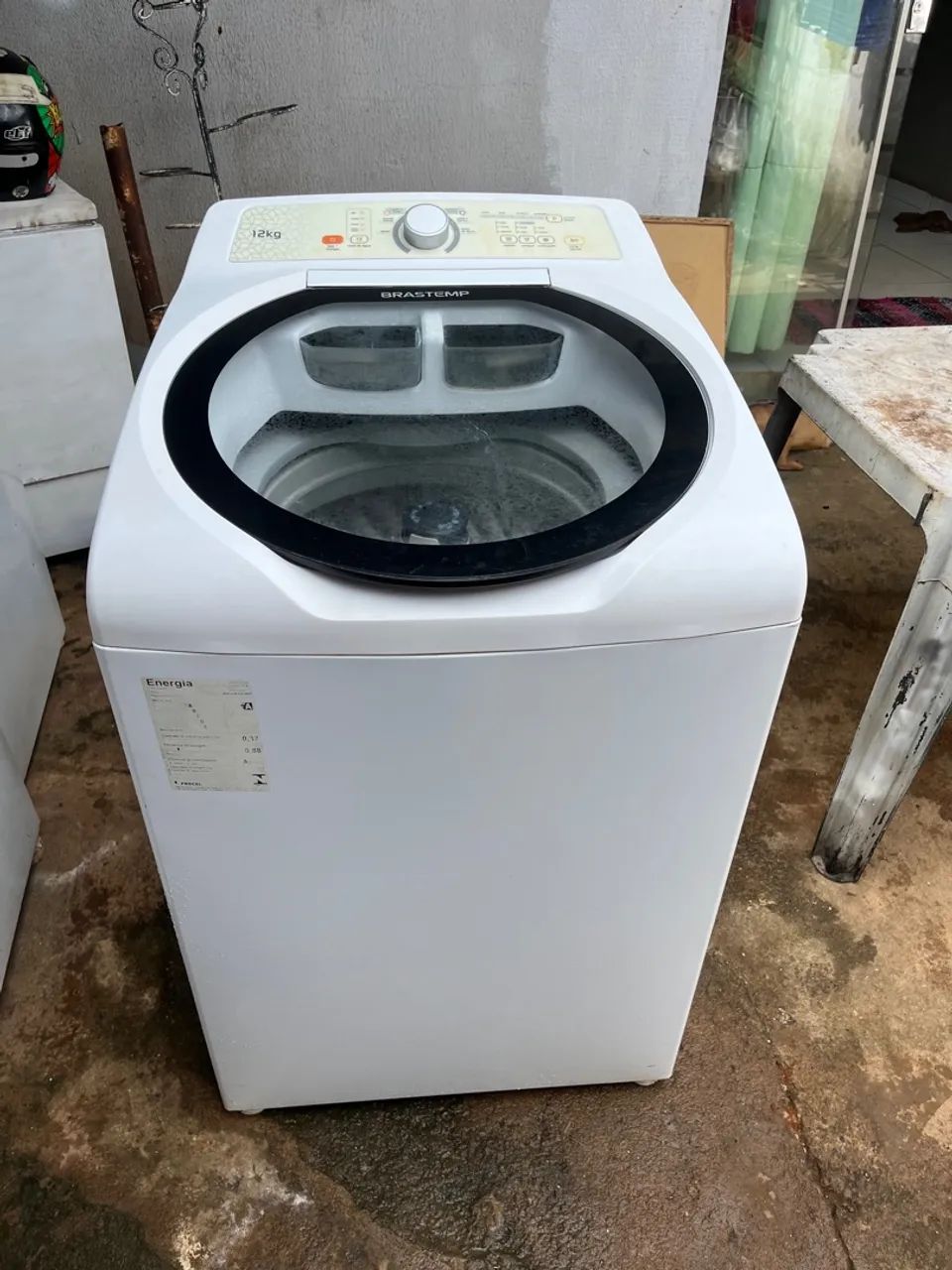 Vendo maquina de lavar Brastemp 12kg 
