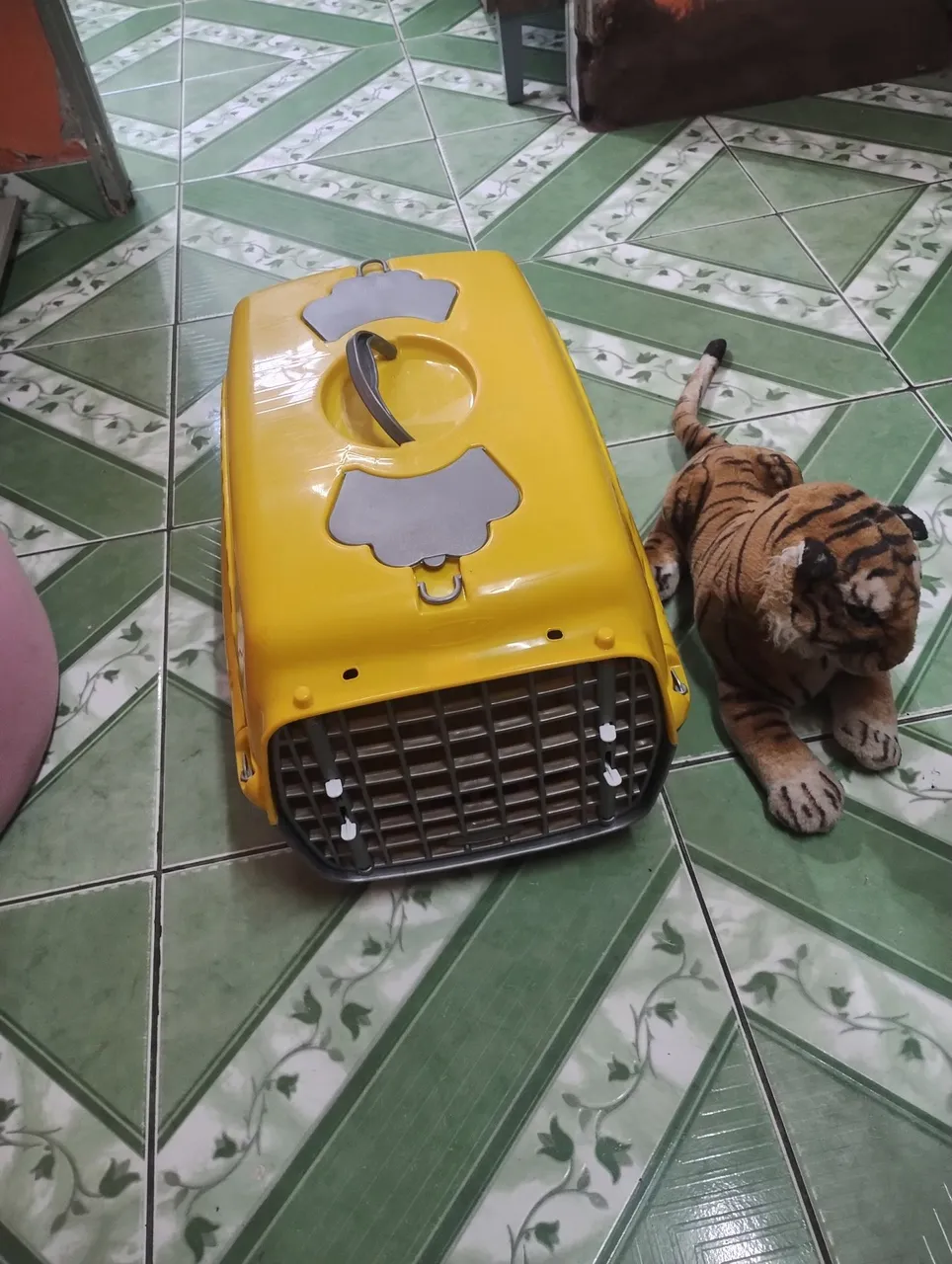 Caixa de transporte resistente e segura