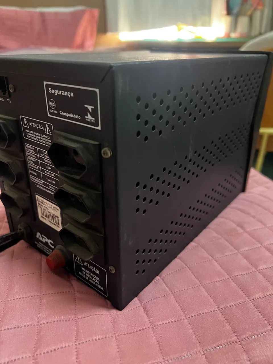 Estabilizador APC sol 1000 - Foto 4