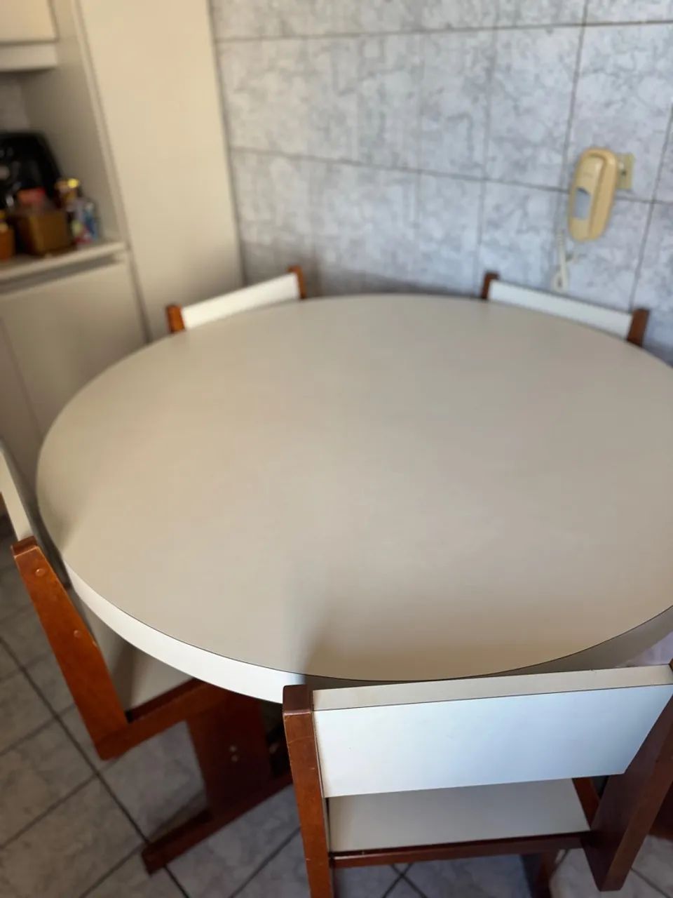 Mesa de Jantar Redonda Branca - Foto 3