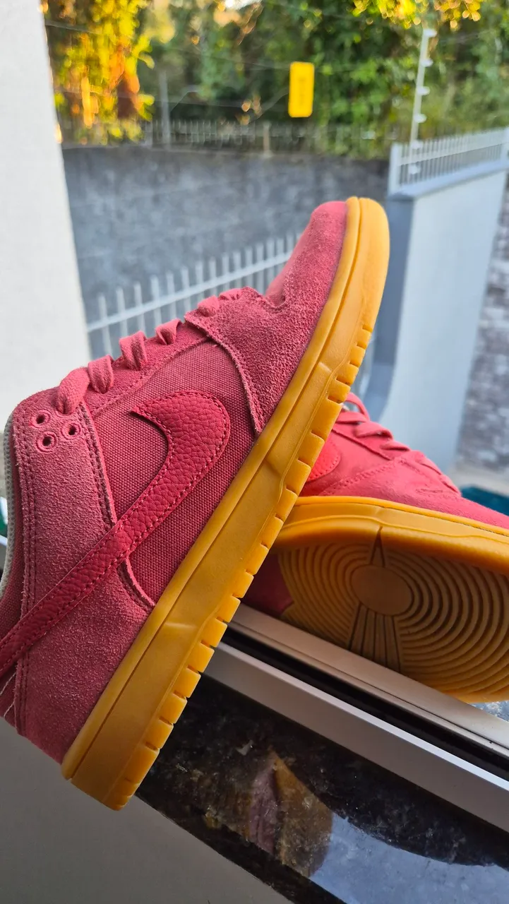 Tênis Nike Dunk Low estado de NOVO