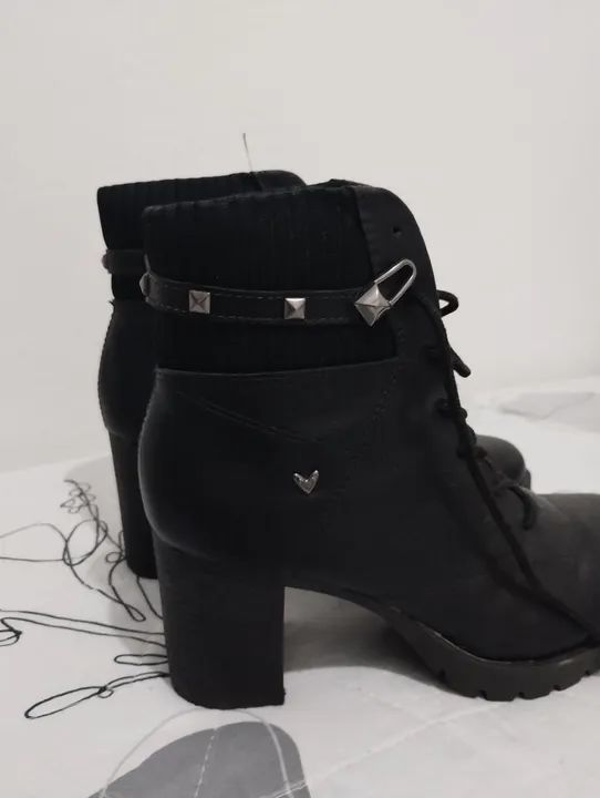 Bota Coturno Feminina Preta - Foto 2