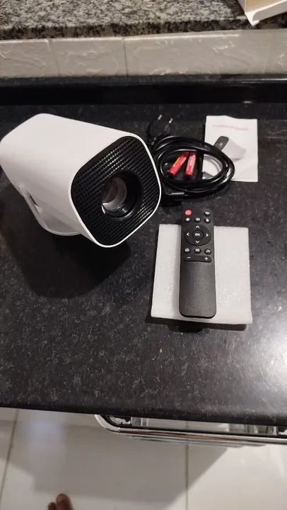 Projetor Portátil hy 300