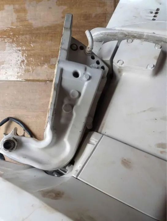 Motor jonson 90 hp para retirar peças  - Foto 3