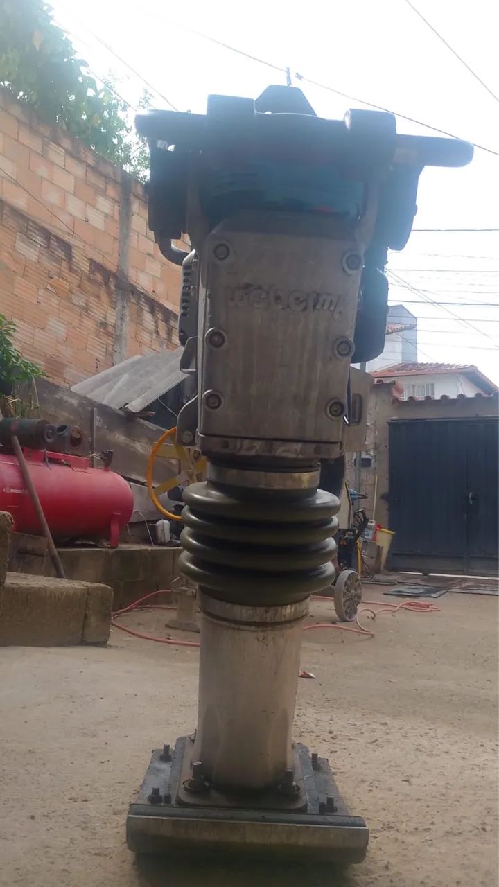 Compactador de solo 64316915068545121