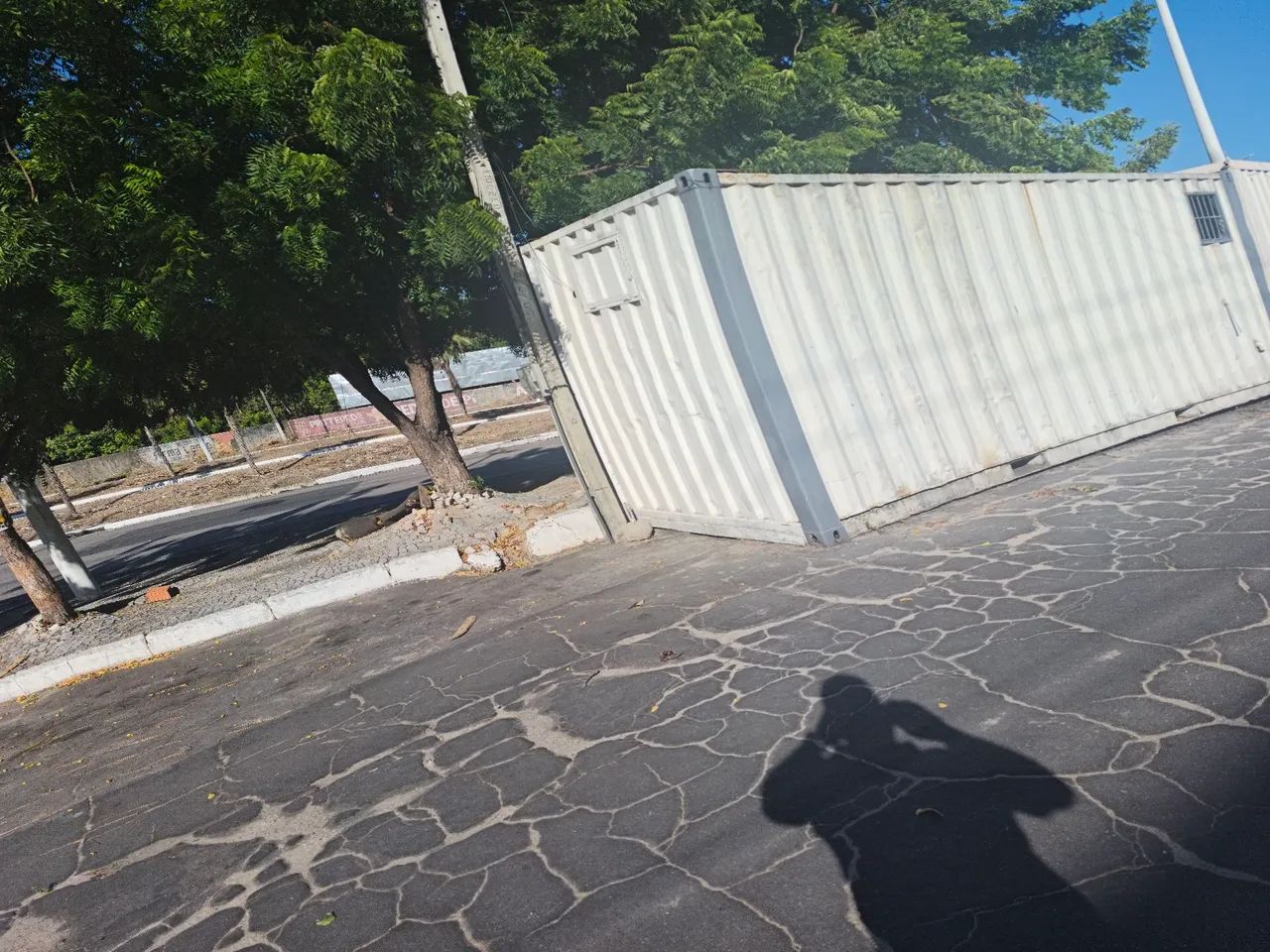 Contêiner na CE 040 eusebio  - Foto 4