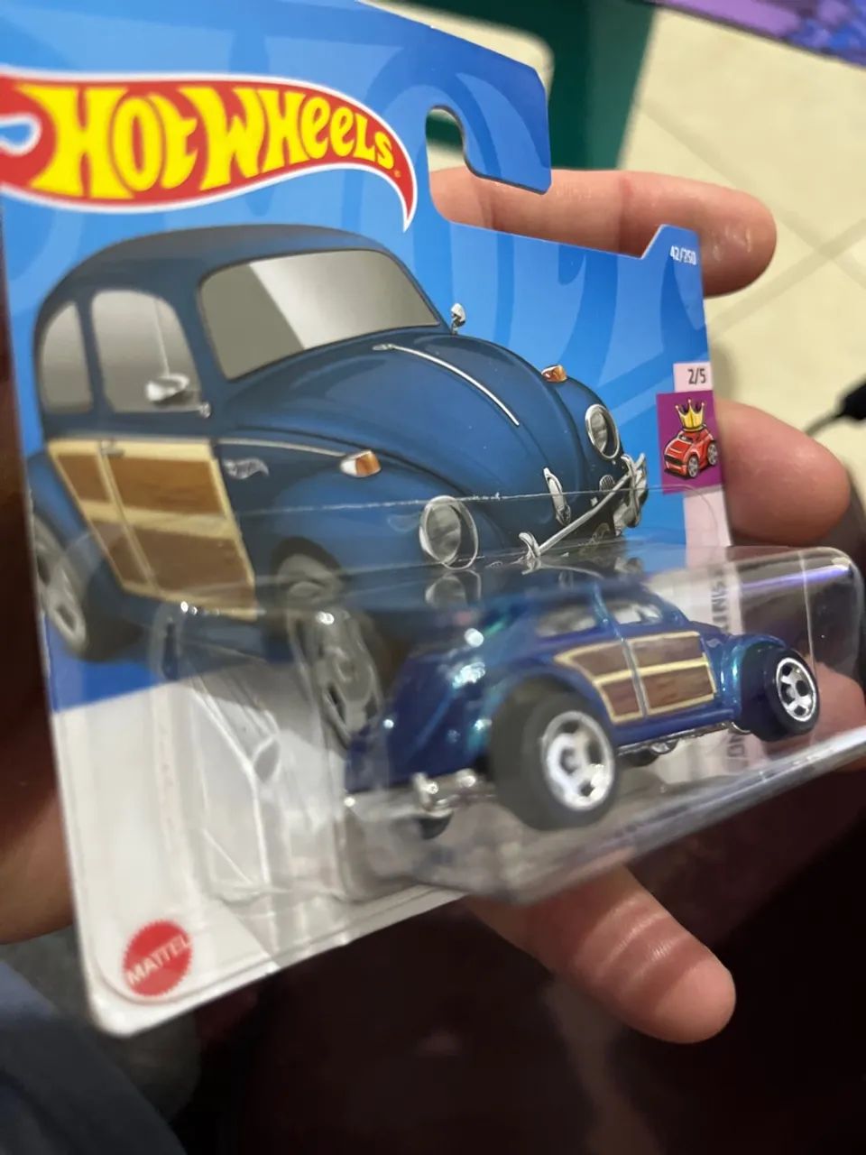Hot Wheels Volkswagen Beetle Compact Kings - Foto 3