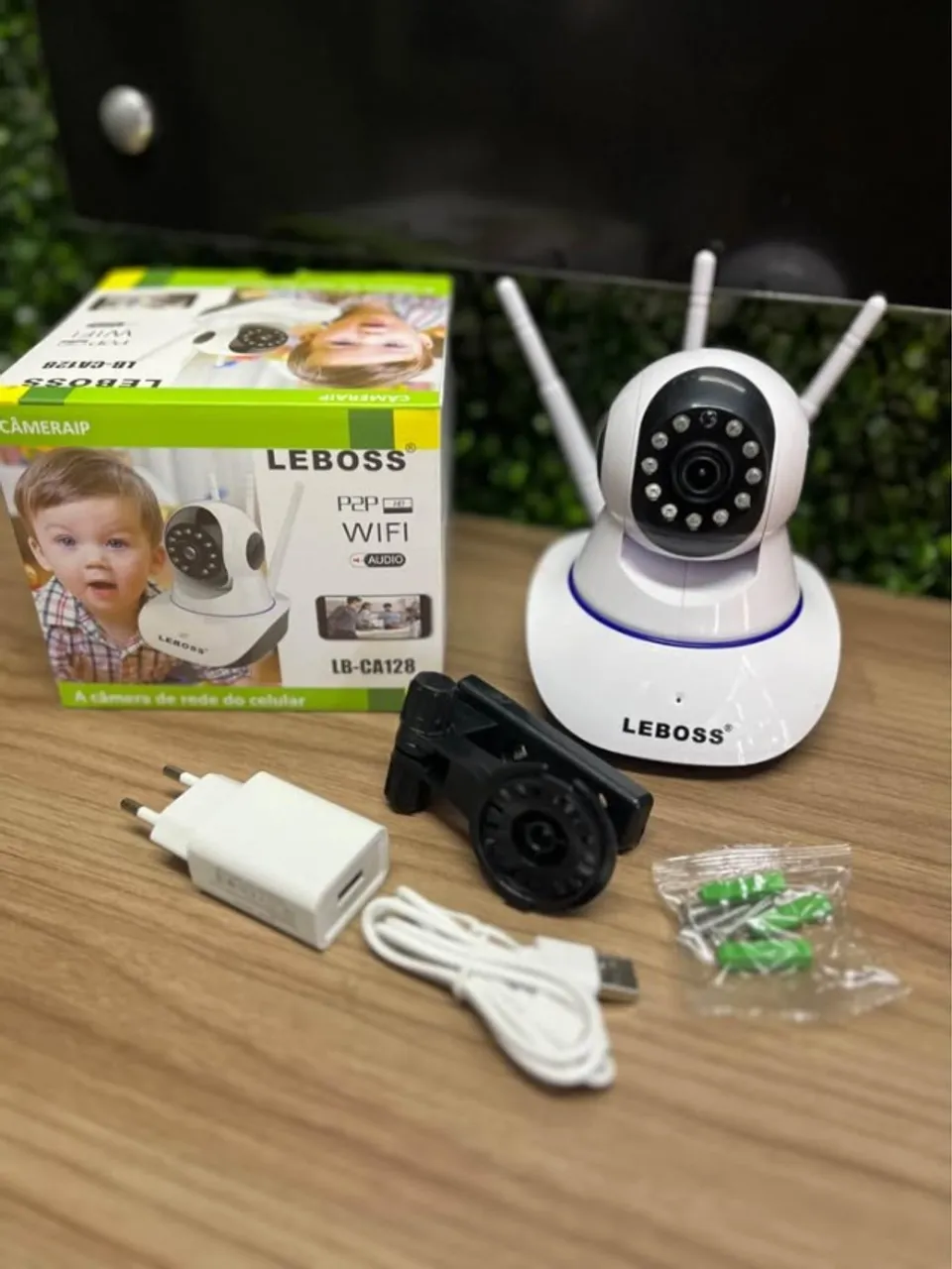 Câmera de Segurança Interna Wifi LB-CA128 LEBOSS